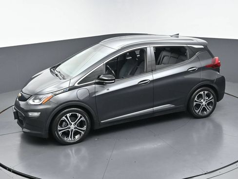 Used 2019 Chevrolet Bolt Premier w/ Infotainment Package FWD image 40