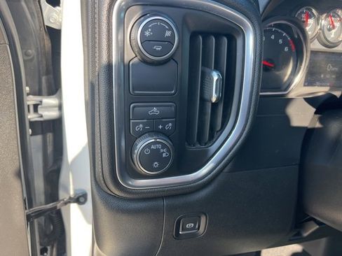 Used 2019 Chevrolet Silverado 1500 LT w/ Texas Edition image 14