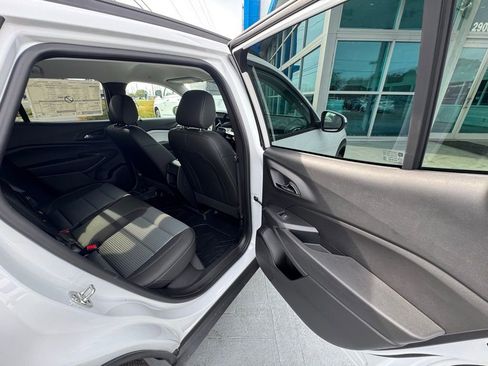 New 2026 Chevrolet Trax LT w/ Driver Confidence Package image 21