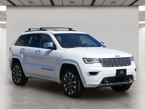 Used 2018 Jeep Grand Cherokee Overland AWD/4WD image 1