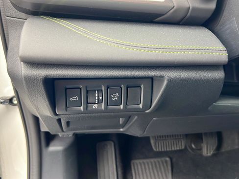 Used 2025 Subaru Outback Onyx Edition image 16