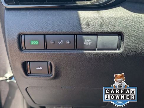 Certified 2025 Nissan Sentra SV FWD image 31