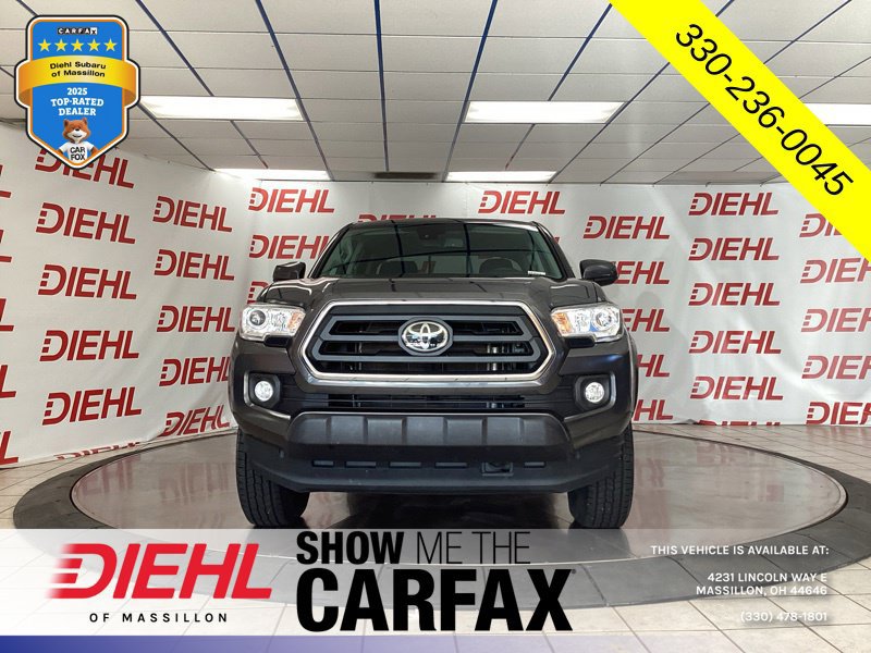 Used 2023 Toyota Tacoma SR5 AWD/4WD image 2