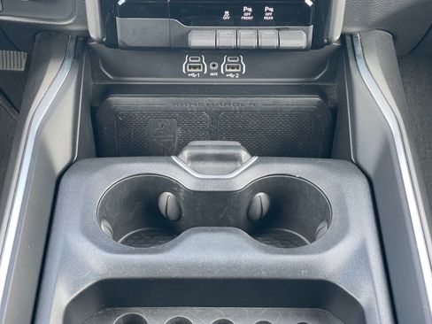 Used 2025 RAM 1500 Big Horn image 15