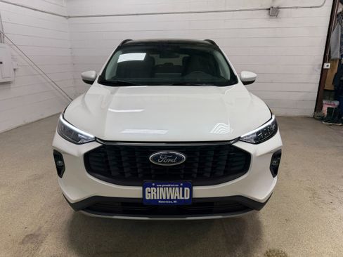 New 2026 Ford Escape SE FWD image 24
