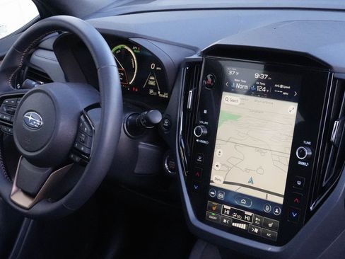 Used 2025 Subaru Forester Sport image 8