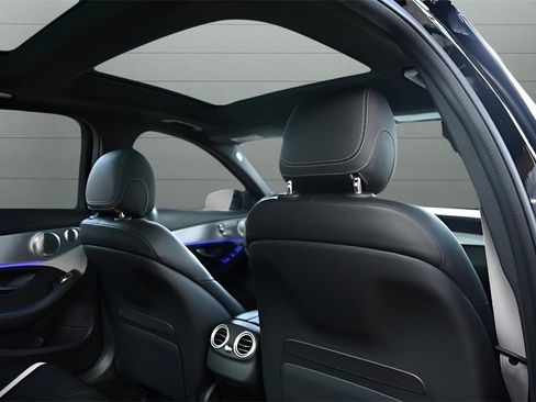 Used 2021 Mercedes-Benz C 63 AMG S w/ Driver Assistance Package image 29