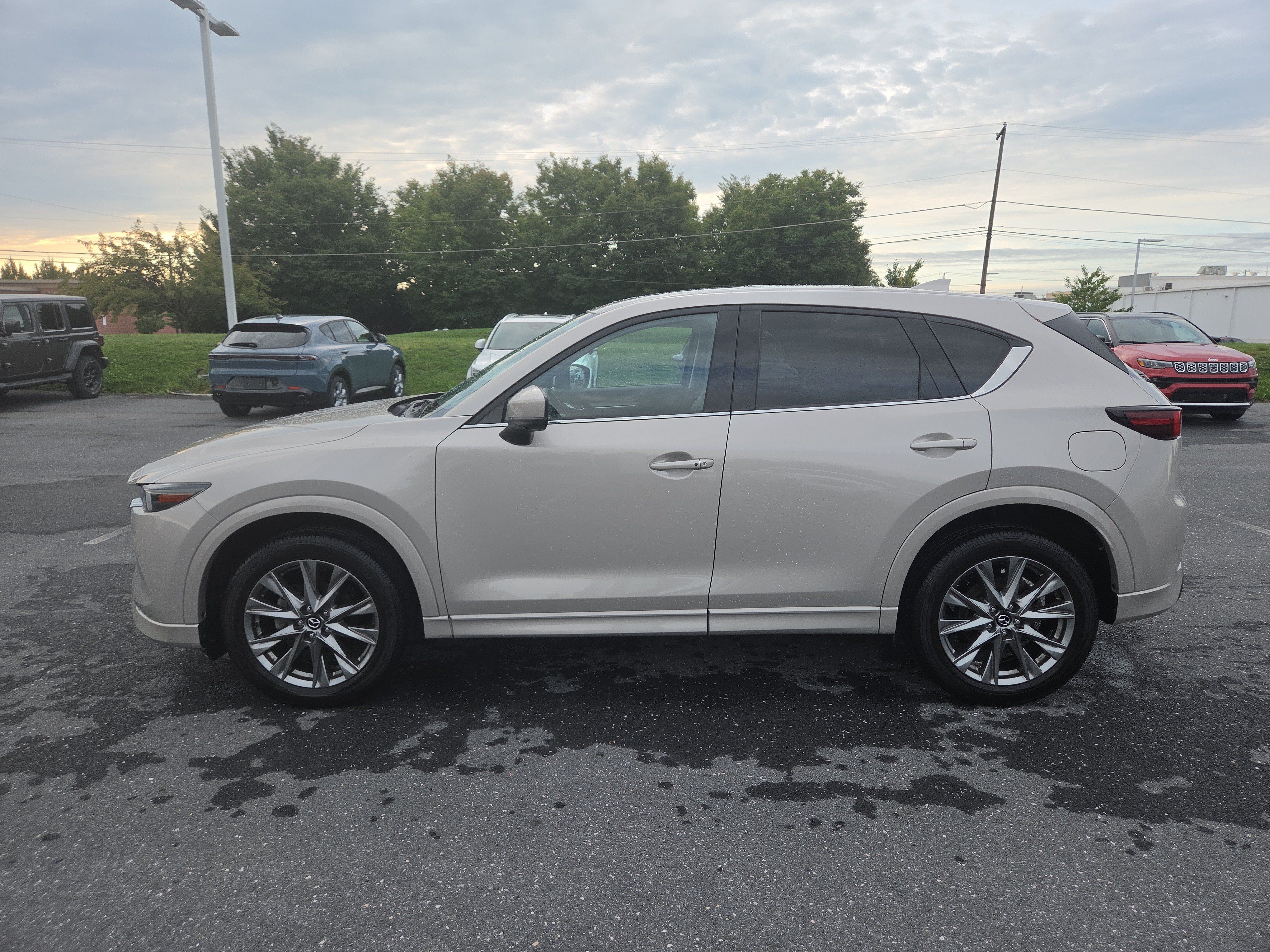 Used 2025 MAZDA CX-5 AWD 2.5 S w/ Premium Plus Pkg image 12
