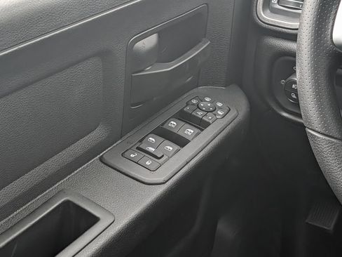 New 2026 RAM 2500 Tradesman AWD/4WD image 9