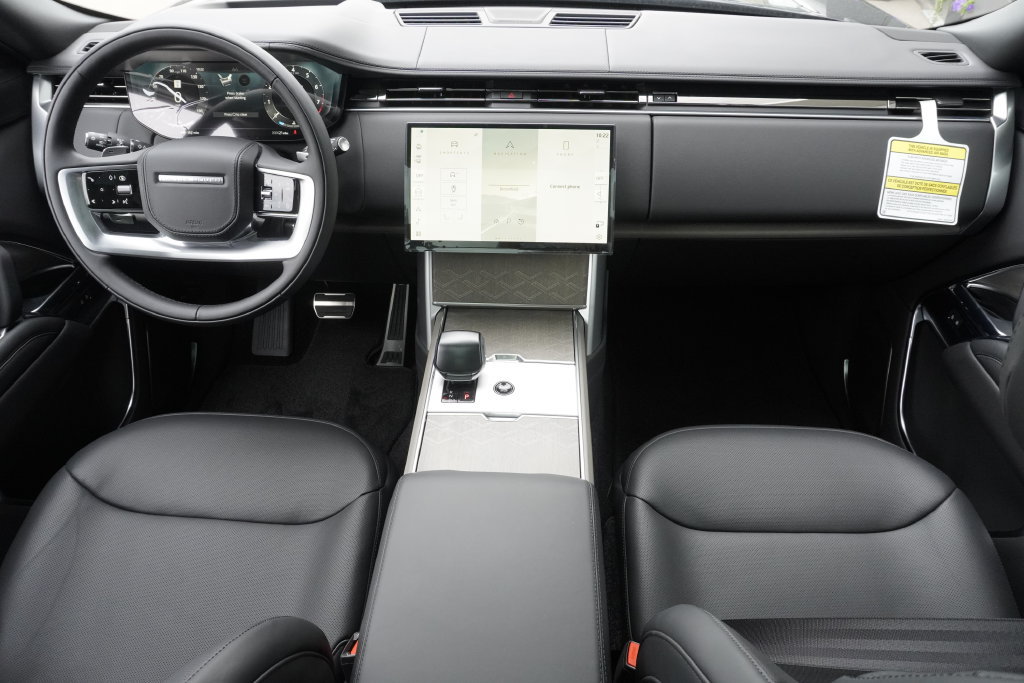 New 2026 Land Rover Range Rover SV AWD/4WD image 9