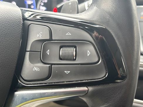 Used 2023 Buick Enclave Avenir image 31