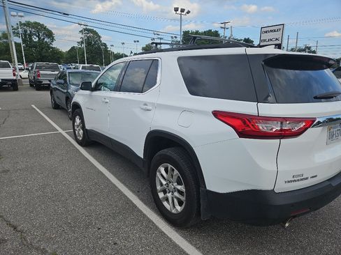 Used 2021 Chevrolet Traverse LT AWD/4WD image 4