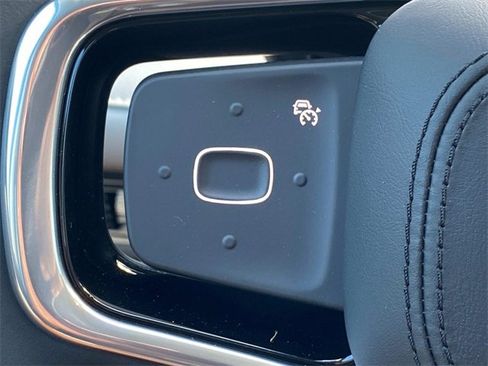 New 2026 Lincoln Nautilus Premier image 16