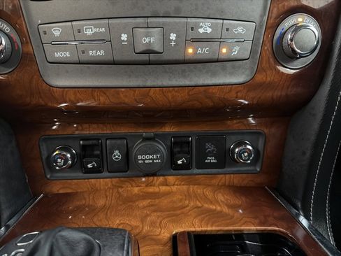 Used 2015 INFINITI QX80 2WD w/ Deluxe Technology Package image 24