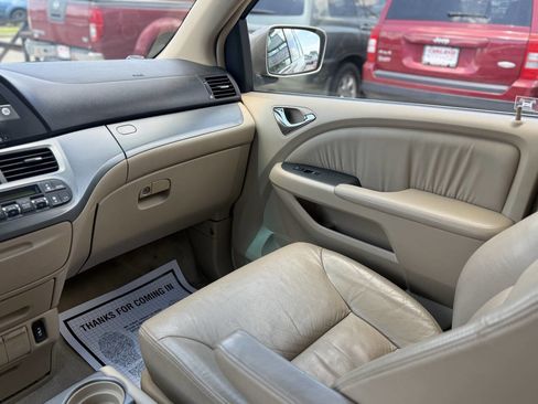 Used 2005 Honda Odyssey Touring image 16
