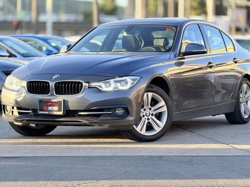 Used 2018 BMW 330i Sedan image 3