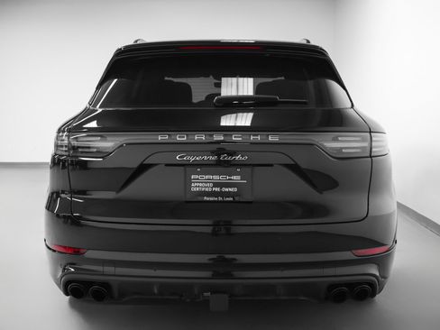 Certified 2023 Porsche Cayenne Turbo S AWD/4WD image 11
