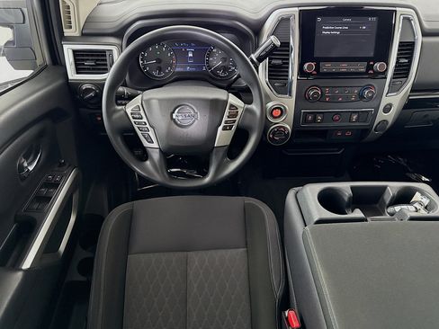 Used 2021 Nissan Titan SV w/ Accessory Utility Package image 21