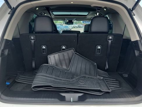 Used 2024 Honda Pilot Touring image 25