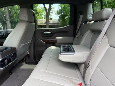 Used 2019 GMC Sierra 1500 SLT RWD image 33