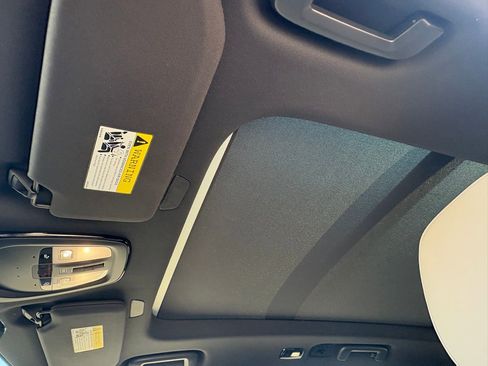 New 2026 Volvo XC90 B6 Plus w/ Protection Package Premier image 21