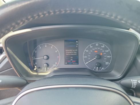 Used 2023 Toyota Corolla Cross LE FWD image 18