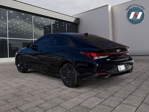 Used 2021 Hyundai Elantra SEL image 7