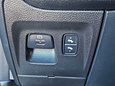 Used 2022 RAM 1500 Big Horn image 24