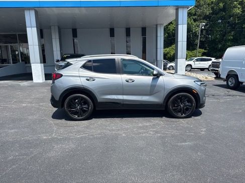 Used 2024 Buick Encore GX Sport Touring FWD image 19