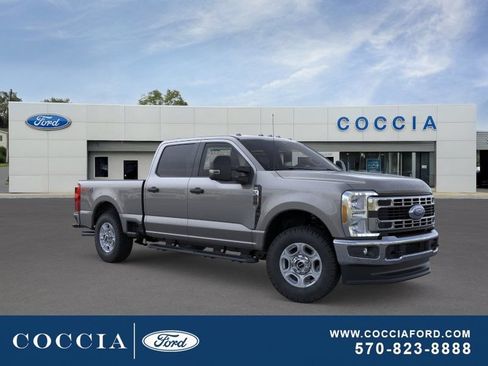 New 2026 Ford F250 XLT w/ FX4 Off-Road Package AWD/4WD image 7