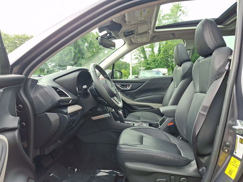 Used 2023 Subaru Forester Limited w/ Popular Package #2 AWD/4WD image 14