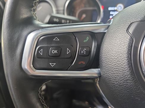 Used 2021 Jeep Wrangler Unlimited Sahara image 16