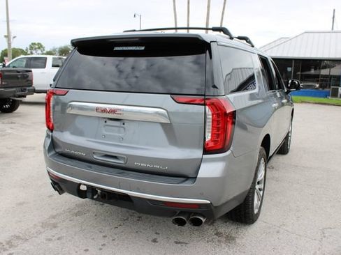 Used 2021 GMC Yukon XL Denali w/ Denali Premium Package AWD/4WD image 10