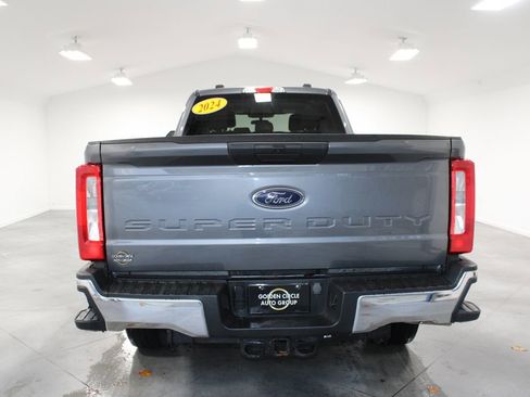 Used 2024 Ford F250 XLT image 8