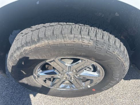 Used 2025 Ford F150 XLT w/ Equipment Group 301A Standard image 11