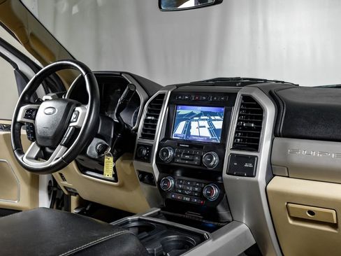 Used 2020 Ford F350 Lariat w/ Lariat Value Package image 22