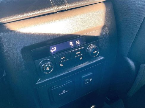 Certified 2023 Chevrolet Traverse Premier w/ Redline Edition image 11