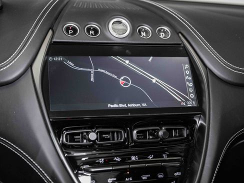 Used 2024 Aston Martin DBX 707 image 30