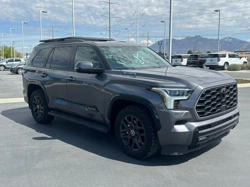 Used 2024 Toyota Sequoia Platinum AWD/4WD image 27