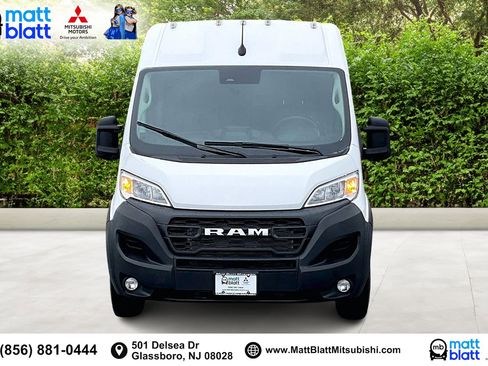 Used 2025 RAM ProMaster 2500 w/ Convenience Group image 3