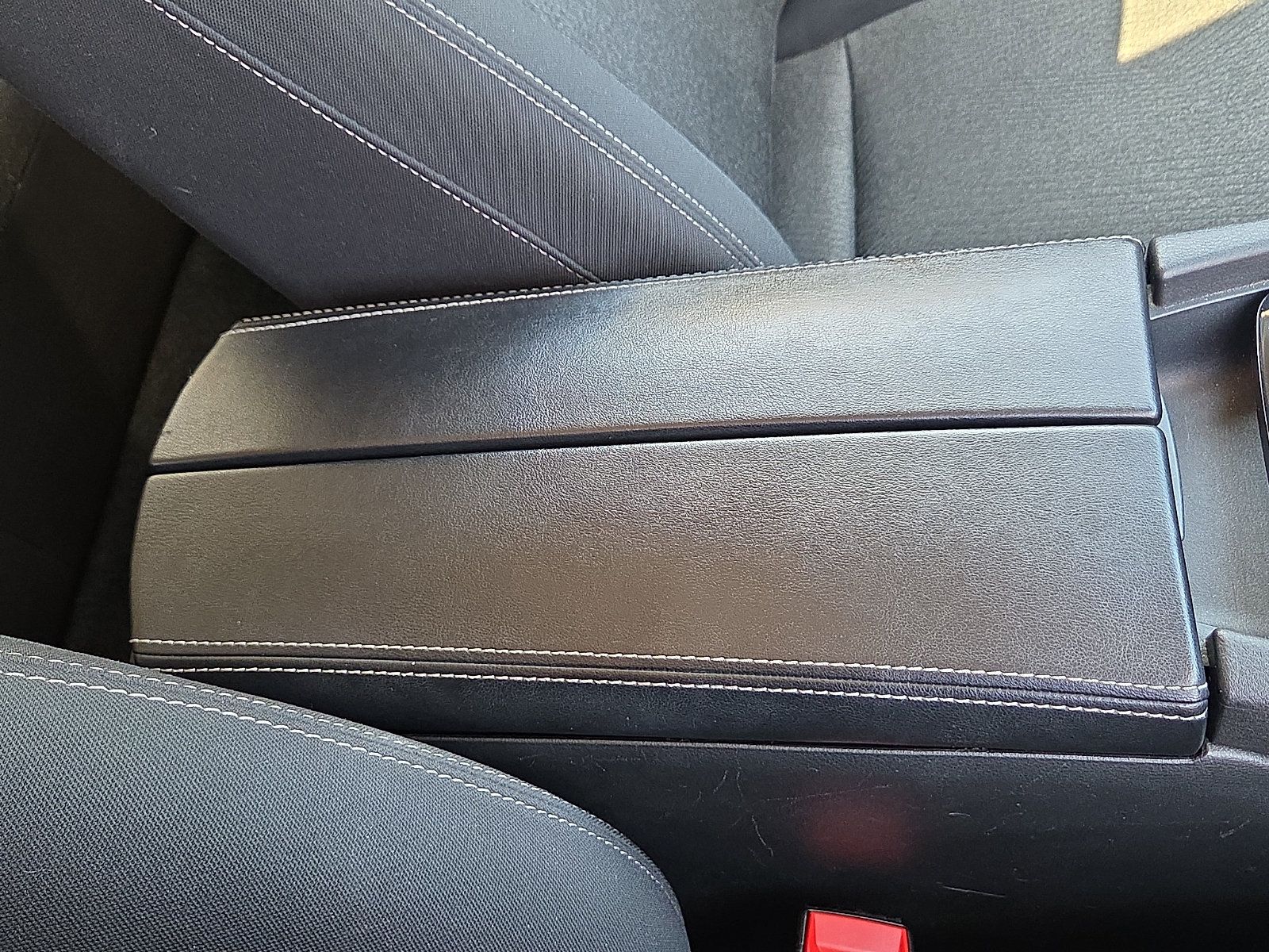Used 2024 Nissan Rogue SV FWD image 15