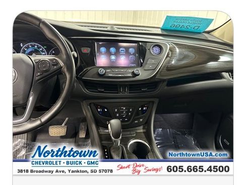 Used 2018 Buick Envision Premium image 18