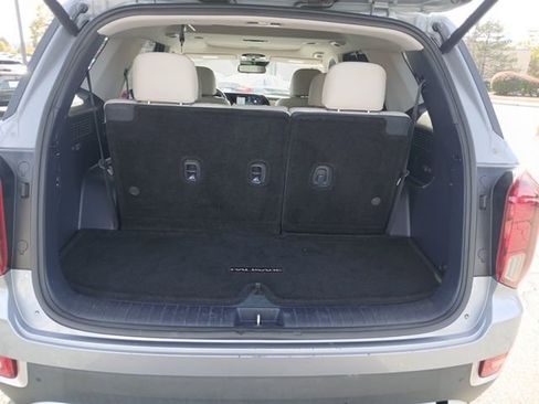 Used 2021 Hyundai Palisade SEL w/ Premium Package image 9