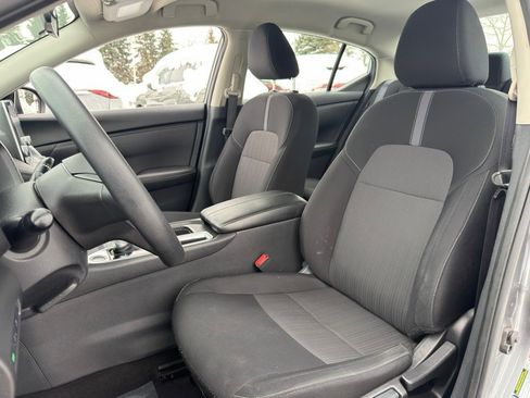 Used 2024 Nissan Sentra SV image 29