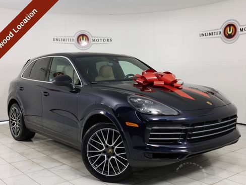 Used 2021 Porsche Cayenne AWD/4WD image 1