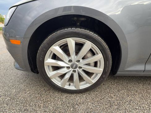 Used 2017 Audi A4 2.0T Premium FWD image 10