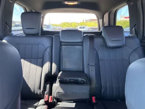 Used 2019 Mercedes-Benz GLS 450 4MATIC image 21