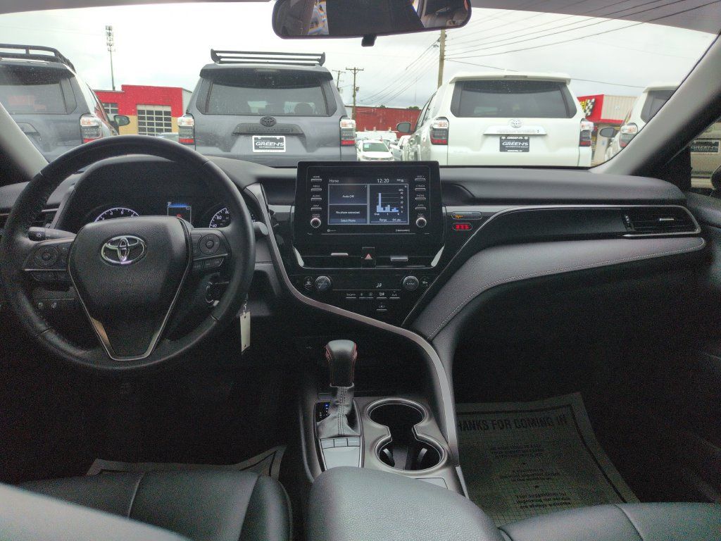Used 2024 Toyota Camry SE w/ Cold Weather Package FWD image 12