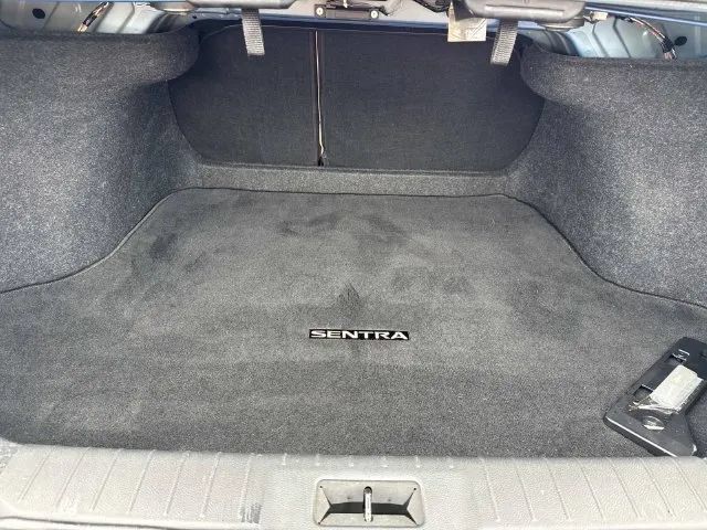 Used 2022 Nissan Sentra SV w/ SV Premium Package FWD image 13
