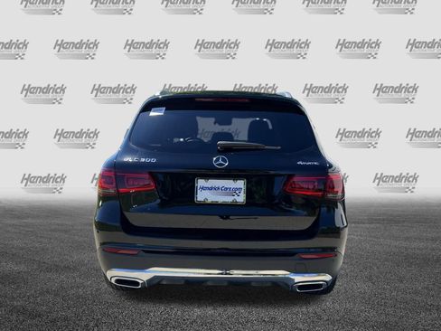 Used 2022 Mercedes-Benz GLC 300 4MATIC image 8